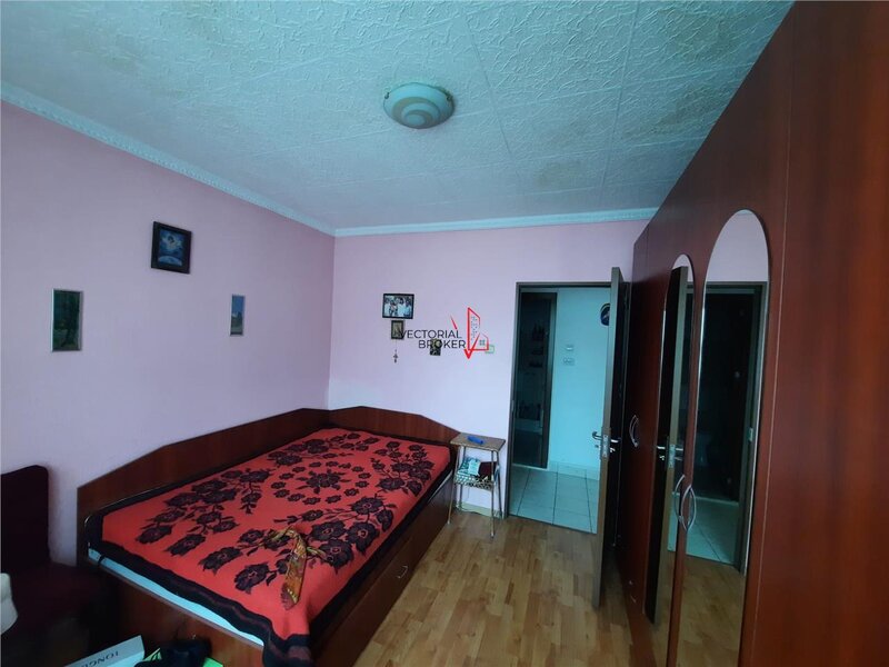 Calea Vitan, 2 camere decomandat  1979, Comision 0% cumparator!!!